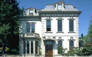 Двухэтажный частный дом