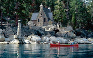 Дом у озера