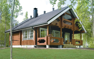 Добротный деревянный дом