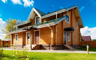Деревянный дом из бревен