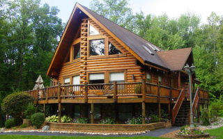 Дом из оцилиндрованных бревен