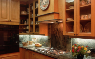 Кухня под дерево