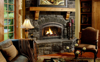 Камин в загородном доме