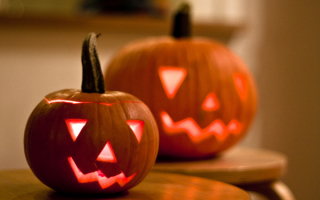 Напугай друзей в праздник Хэллоуина