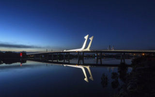 Мост через реку Хатея в Новой Зеландии