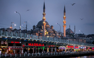 Галатский мост В Стамбуле
