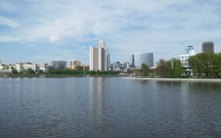 Река Исеть в Екатеринбурге