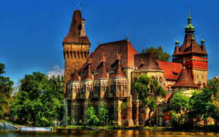 Замок Вайдахуньяд в Будапеште