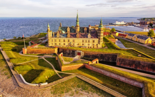 Замок Кронборг в Хельсингёре