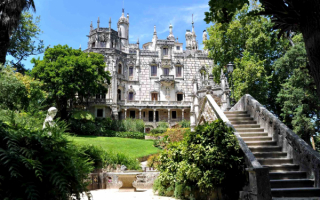 Кинта да Регалейра - дворцовый комплекс в Синтре, Португалия