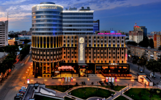 Бизнес центр Романовский и отель Меркурий в Воронеже