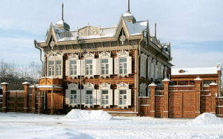 Деревянный домик в Иркутске