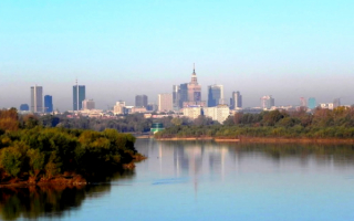 Вид на Варшаву с реки Вислы