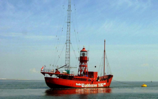 Плавучий маяк