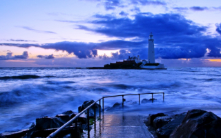 Маяк на острове