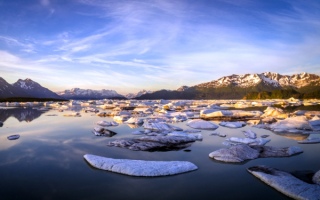 Весна на озере