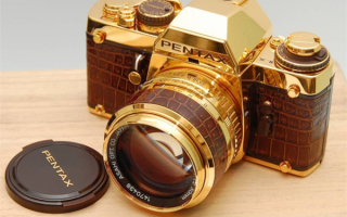 Золотой фотоаппарат Pentax LX