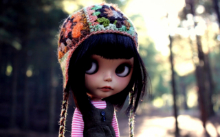 Кукла в шапочке
