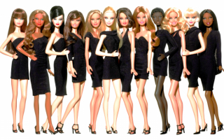 Куклы Барби в черных платьях