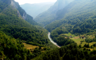 Каньон в Черногории