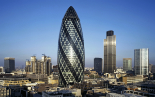 Небоскрёб Мэри-Экс в Лондоне. Высота 180 метров