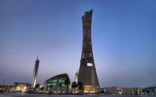 Aspire Tower, Доха, Катар. Здание высотой 300 метров