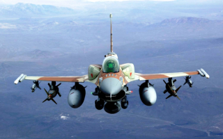 F-16 с полным боекомплектом