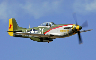 P-51 Mustang - американский одноместный истребитель дальнего радиуса действия периода Второй мировой войны
