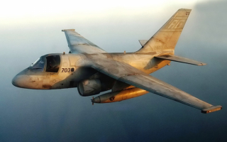 S-3B Viking -  американский палубный противолодочный самолет