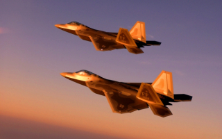 Американские истребители F-22 Raptor