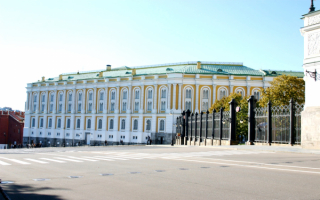 Государственная Оружейная палата -  московский музей-сокровищница