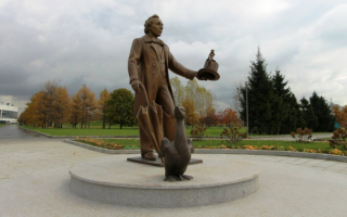 Памятник Андерсену в Москве