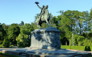 Памятник А.В.Суворову в Измаиле