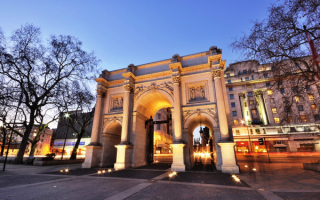 Мраморная арка в Лондоне