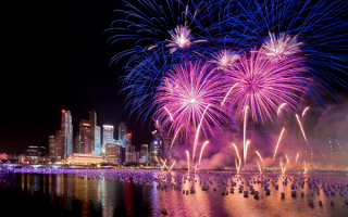 Новогодний фейерверк в Сингапуре