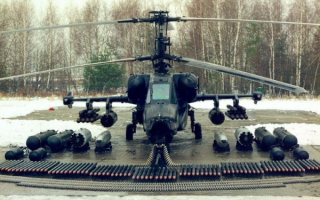 Вертолет Ка-50 с боекомплектом