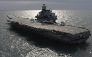Авианосец в открытом море