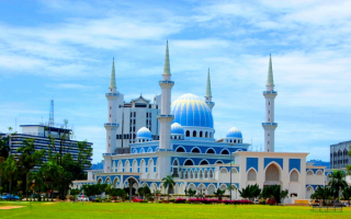 Мечеть Султана Ахмад Шаха в городе Куантан,  Малайзия