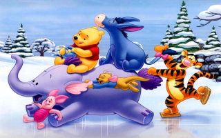 Винни-Пух с друзьями на катке