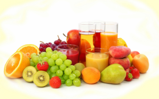 Сок из фруктов и ягод