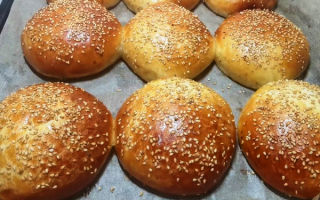 Булочки с кунжутом