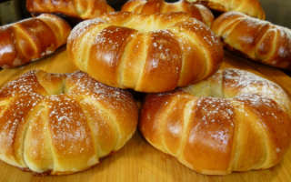 Сдобные вкусные булочки