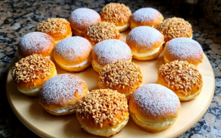 Пончики с кремом