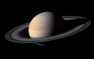 Фото Сатурна из космоса