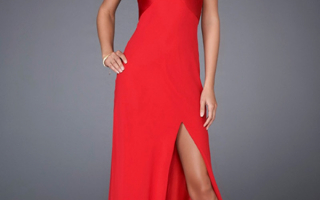 Красное вечернее длинное платье с разрезом