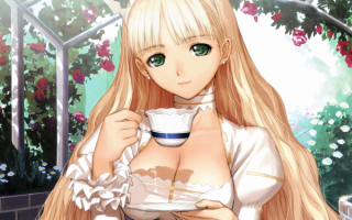 Девушка с чашкой чая