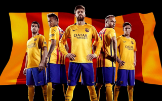 Футболисты футбольного клуба Барселона в форме от Nike